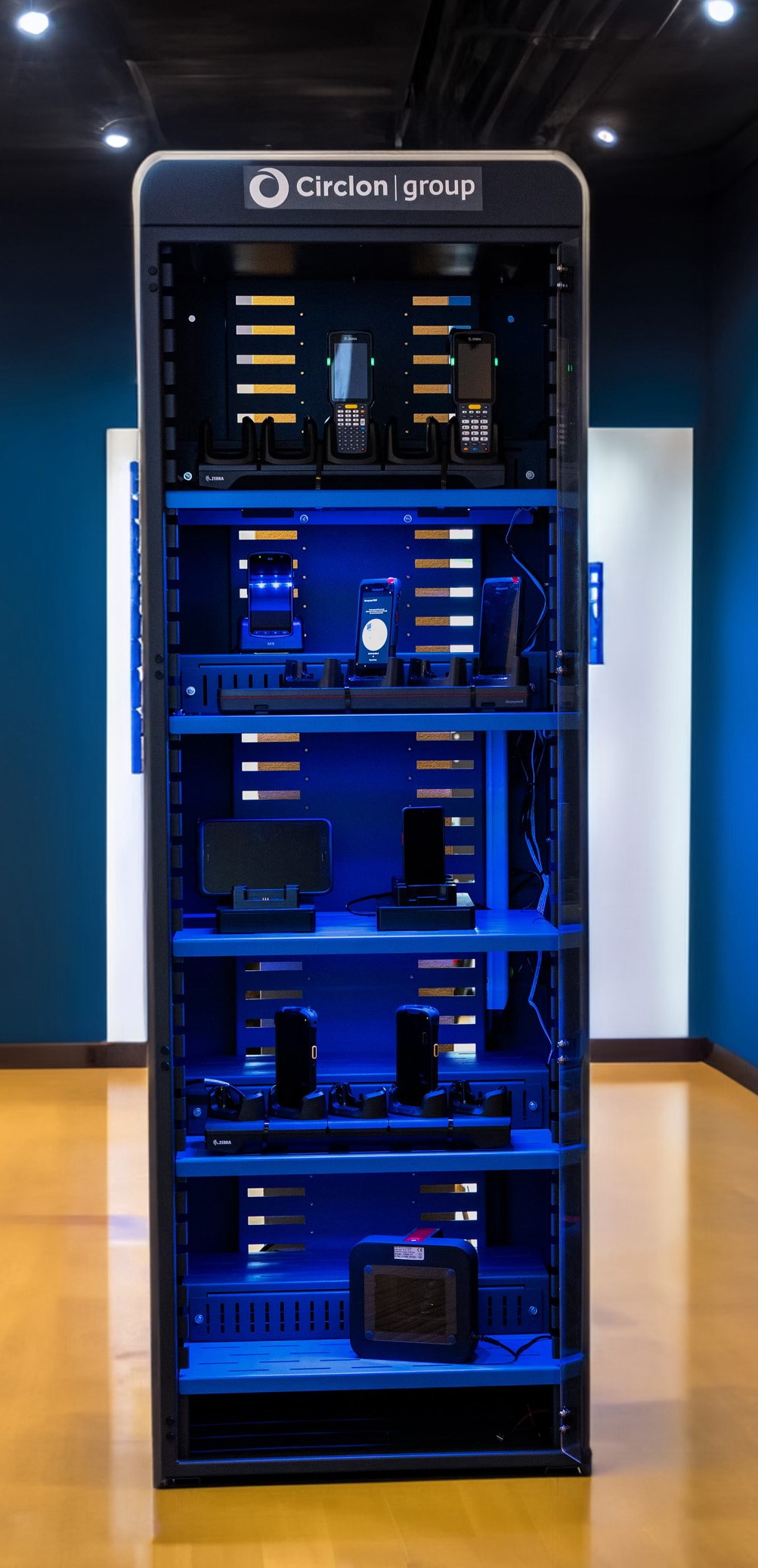 Charging Locker / Ladeschrank 